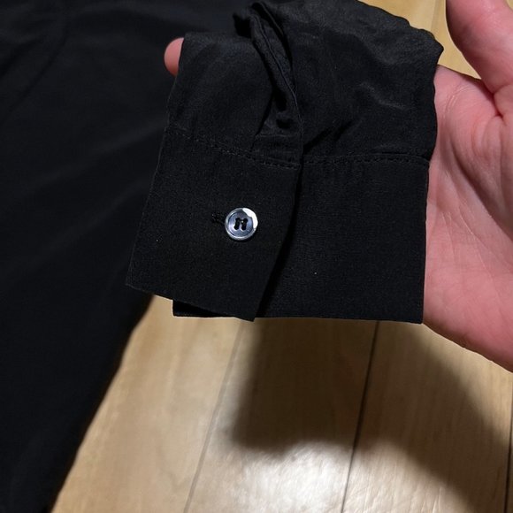 Judith & Charles black silk long sleeve blouse - Picture 6 of 11